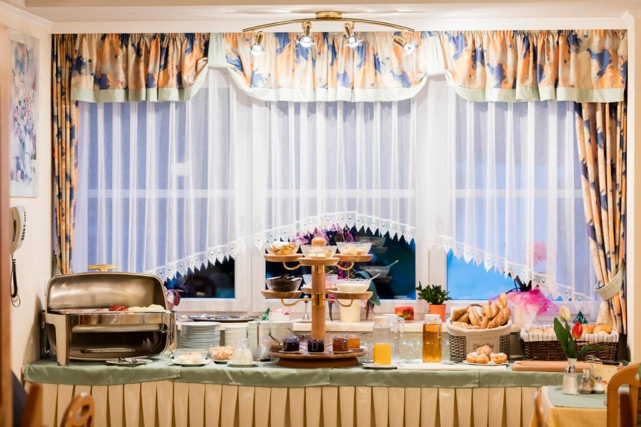 Gasthaus Pension Zum Lustigen Steirer ブルック・アン・デア・ムーア エクステリア 写真